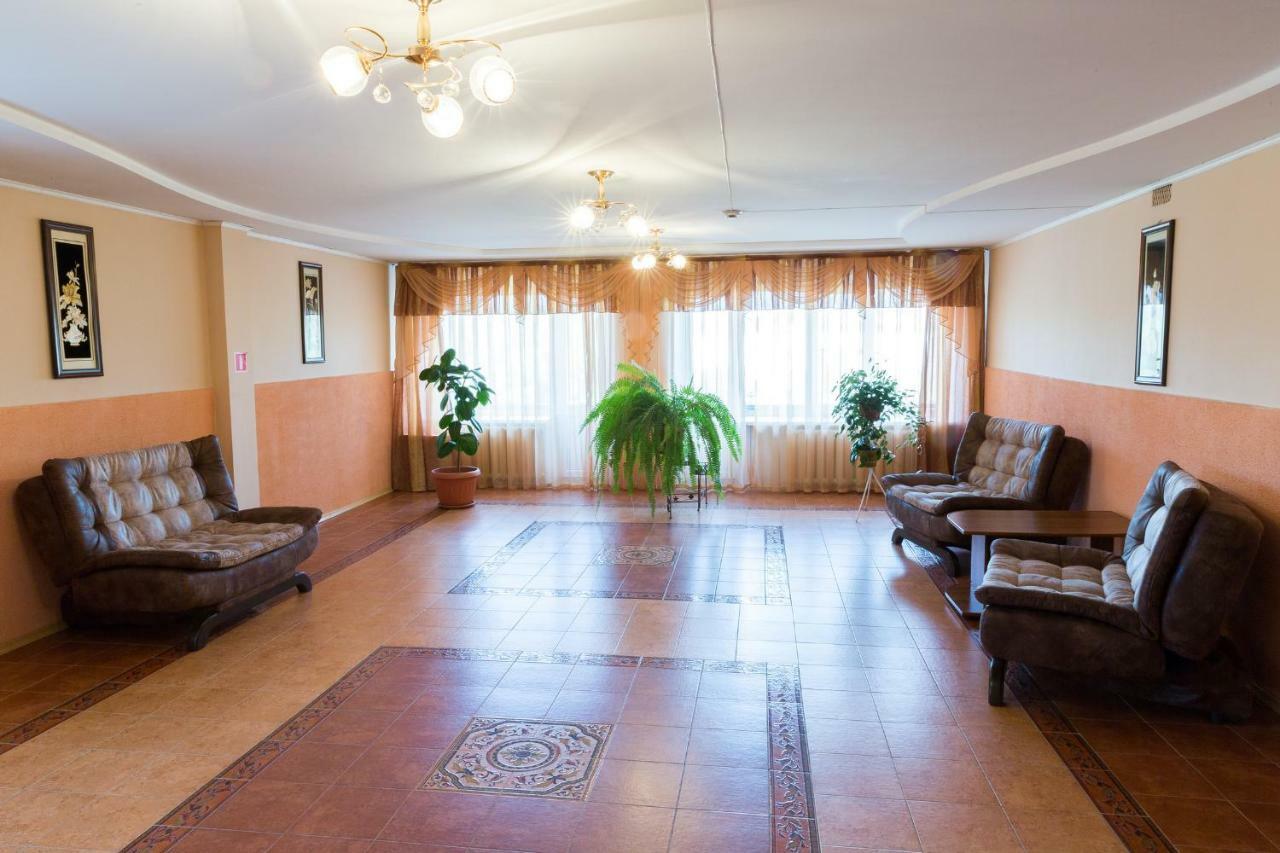 Tourist Hotel Ust-Kamenogorsk ภายนอก รูปภาพ