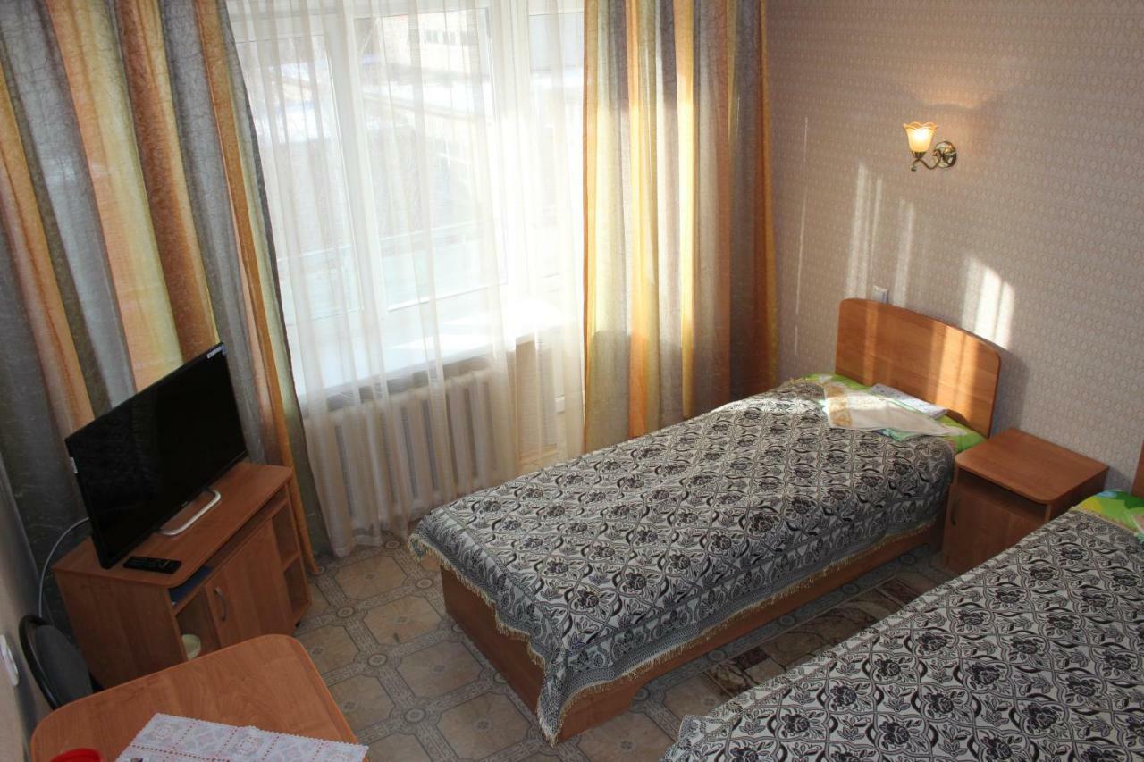 Tourist Hotel Ust-Kamenogorsk ภายนอก รูปภาพ