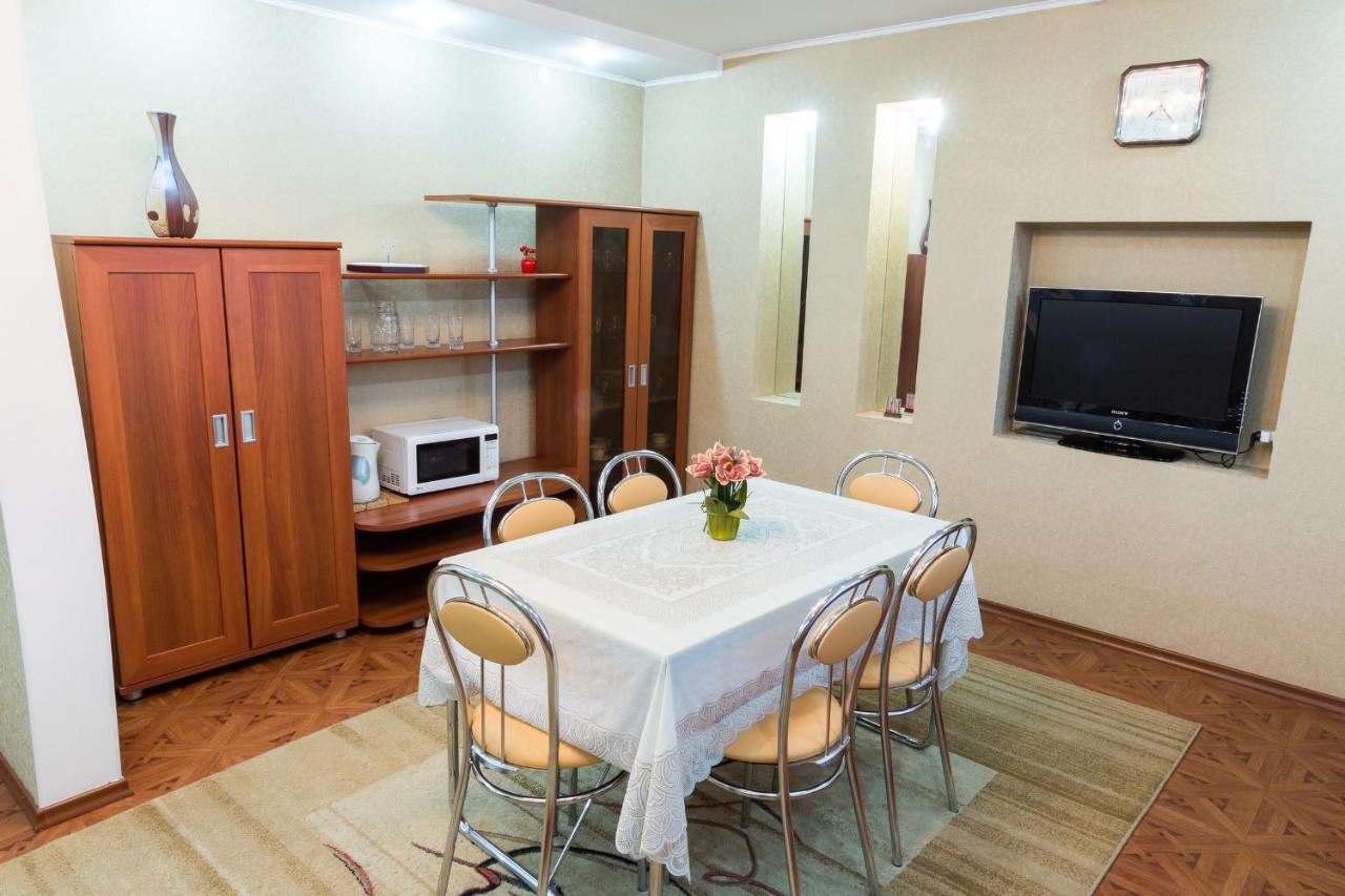 Tourist Hotel Ust-Kamenogorsk ภายนอก รูปภาพ